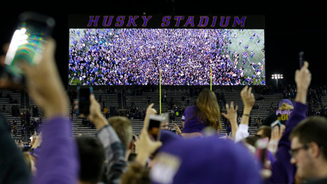 Scare for No. 5 Washington fuels rout of Stanford